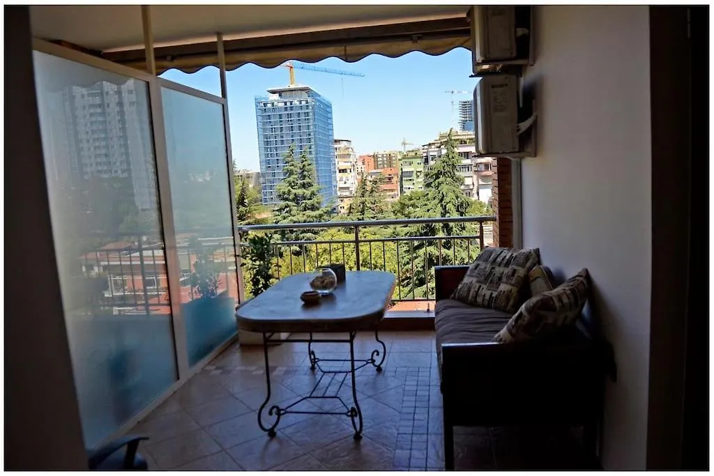 Bllok Sunset Apartment Tirana 0*,  Albania